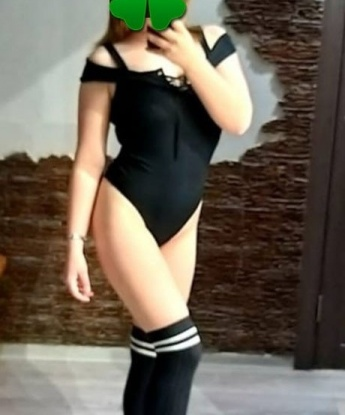 С моими нежными руками я смогу расслабить тебя после напряженного дня, а мои губы принесут тебе незабываемые ощущения. Я всегда ухожена и стильна, фото подтверждают это. Ты сможешь получить от меня массу наслаждений, некоторые из моих услуг включают оральный секс, классический секс, эротический массаж и многое другое. Мои клиенты всегда остаются довольными и хотят вернуться ко мне снова. Жду тебя в Москве, чтобы со мной провести приятное и незабываемое время. 💋 4668, 23 года